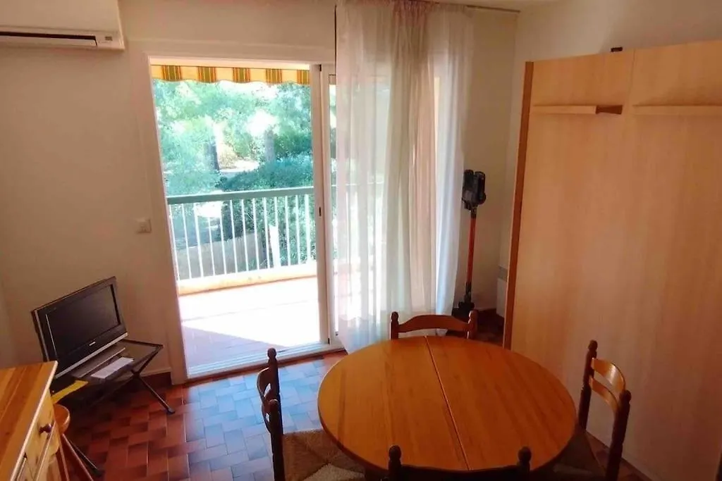 Coquet Appartement Avec Piscine A 200M De La Plage 邦多勒 公寓