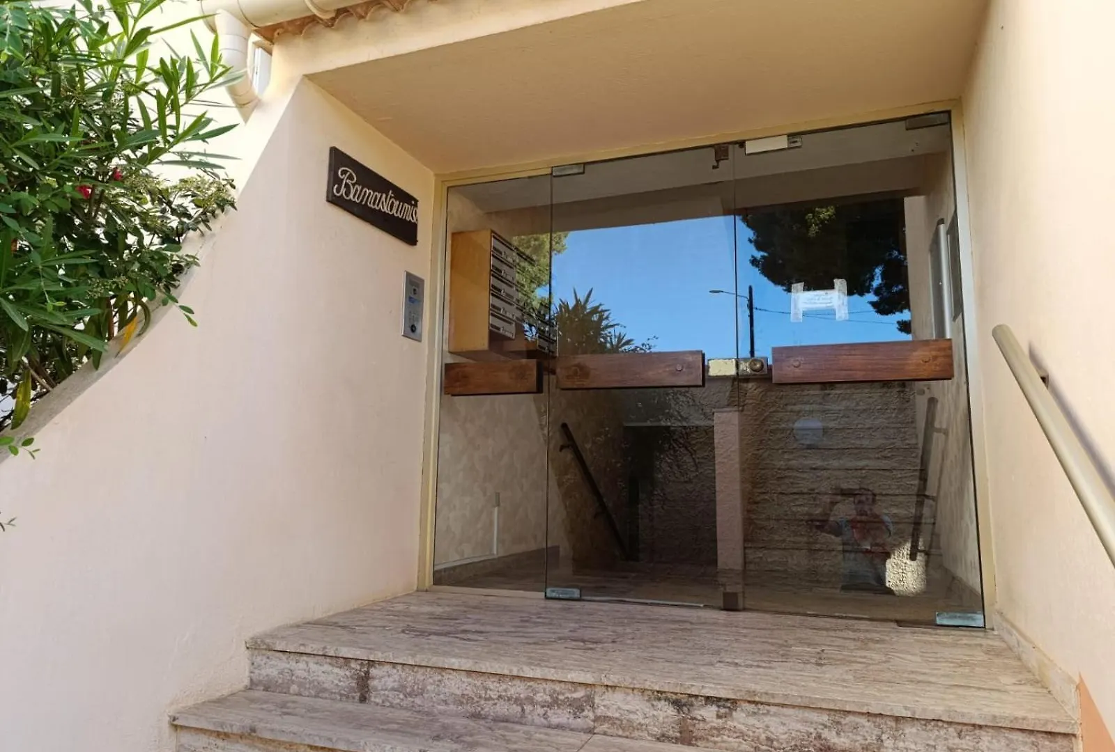 Coquet Appartement Avec Piscine A 200M De La Plage 邦多勒 0*,  法国