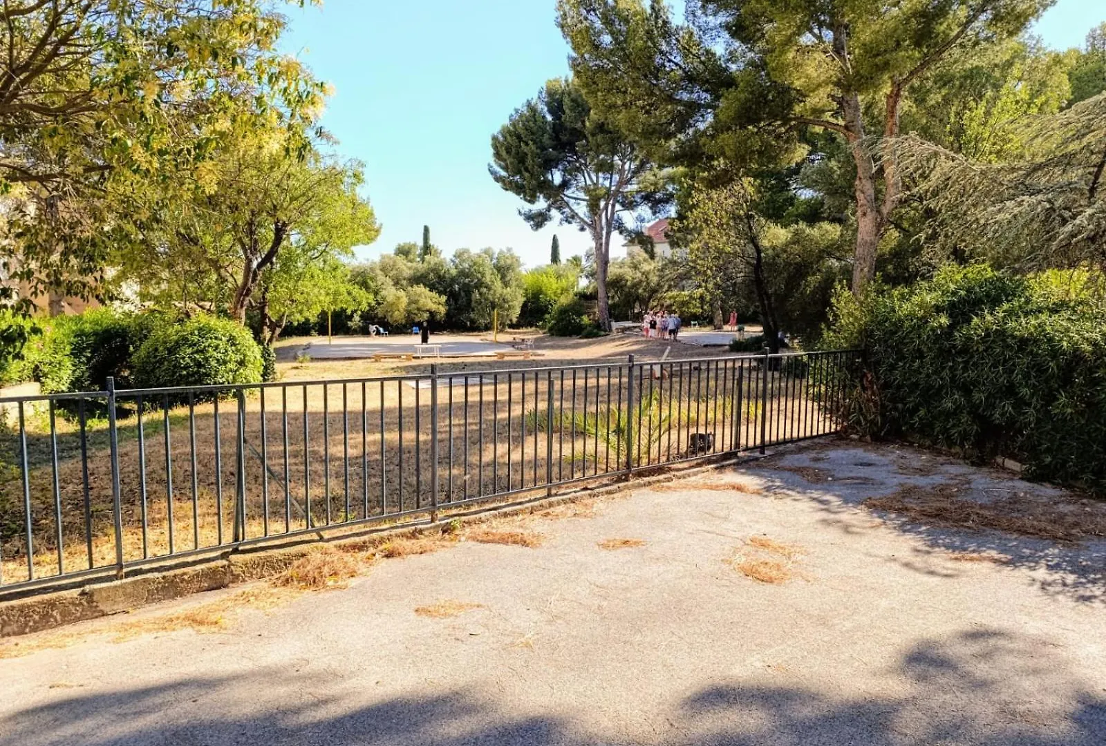 Coquet Appartement Avec Piscine A 200M De La Plage 邦多勒
